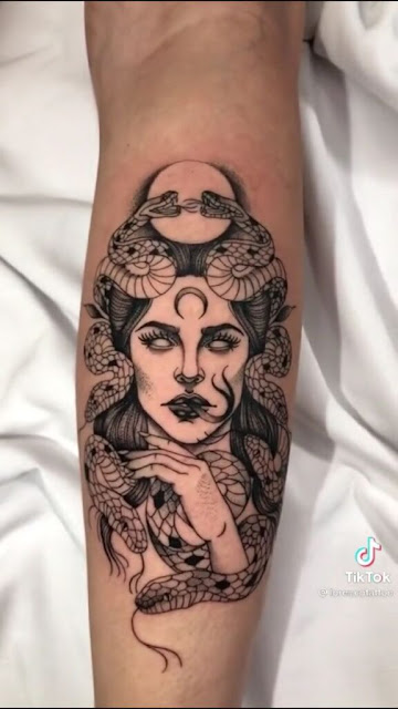 30 tatuagens da medusa para se inspirar