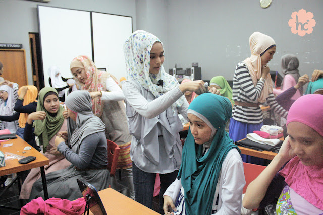 Hijabers Community - Tren Baru Berbusana Muslim Yang Modis Dan Modern