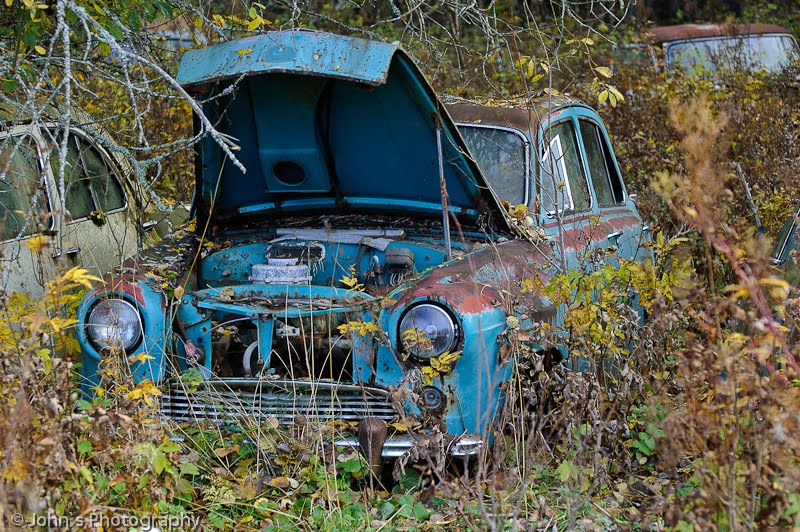 Autumn in B stn s Car Cemetery Old Rusty Cars Autumn in B stn s Car Cemetery Old Rusty Cars