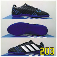 Sepatu Futsal KwS