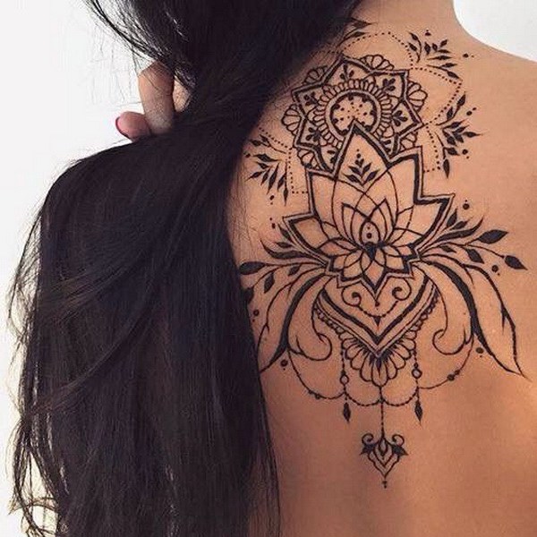 Incrível Mandala do Lótus Tatuagem nas Costas