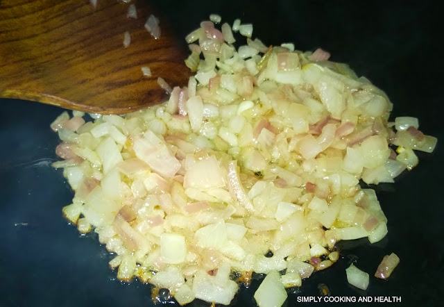 Frying cumin and onion 