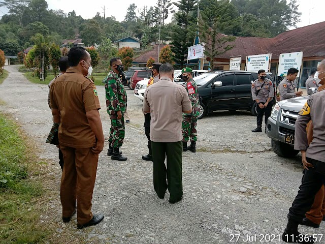 Plh Danramil 09 Gunung  Talang  Bersama Waka Polres Solok Tinjau Tempat Isolasi Terpusat