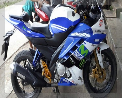 Foto modifikasi  r15 warna merah hitam putih biru pink velg 