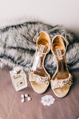 gold wedding heels details