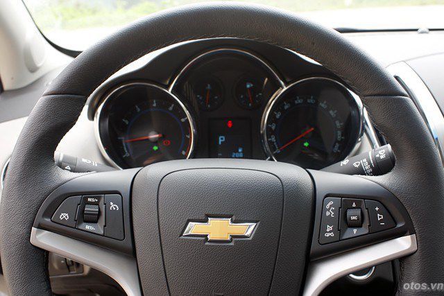 Chevrolet Cruze - gà đẻ trứng vàng của GM Việt Nam