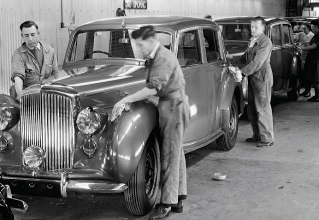 Bentley MkVI, 1946