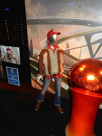 Casey Newton Tomorrowland movie costume