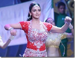 esha deol latest hot dance pic