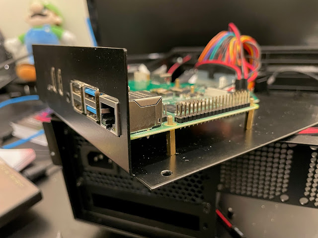Epsilon's World: Checkmate 1500 Mini case build with Pi4B and Greaseweazle  V4
