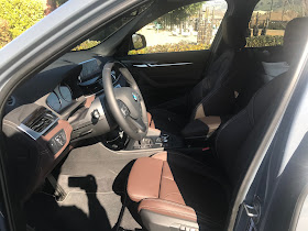 Front seats in 2020 BMW X1 xDrive 28i