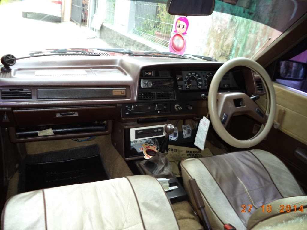 DIJUAL COROLLA DX 1982 JOGJA LAPAK MOBIL DAN MOTOR BEKAS