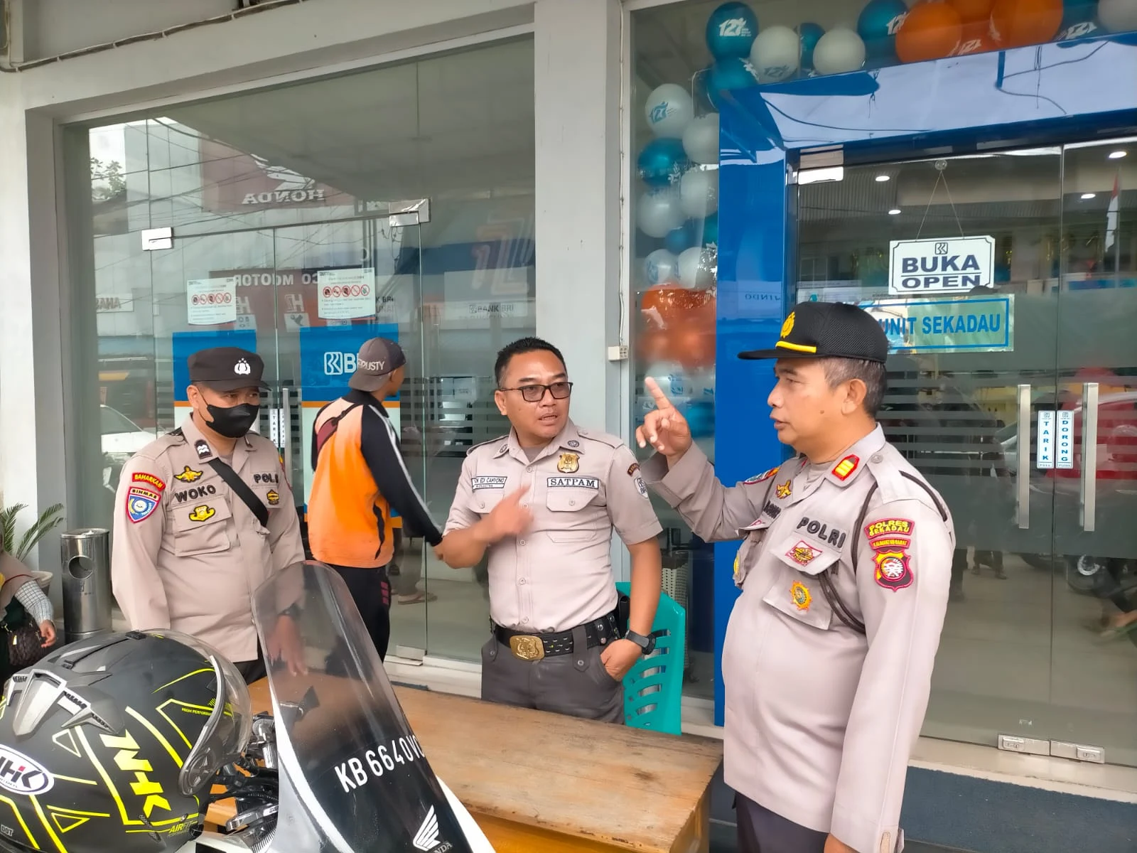 Tingkatkan Sinergitas, Kasat Binmas Polres Sekadau Kunjungi Satpam