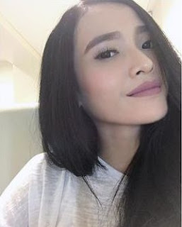 Kumpulan Foto Cantik Adila Fitri