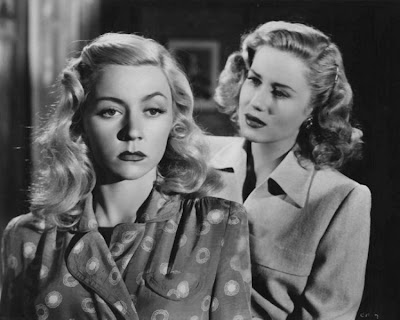 Ginny Gloria Grahame to Mitchell's wife Jacqueline White Okay 