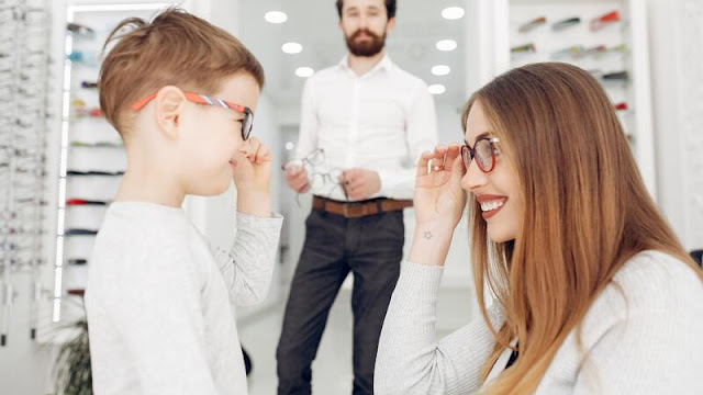 How to Shop Prescription Eyeglasses Online for Kids