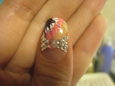 nail art rhinestones. pretty nail art materials.