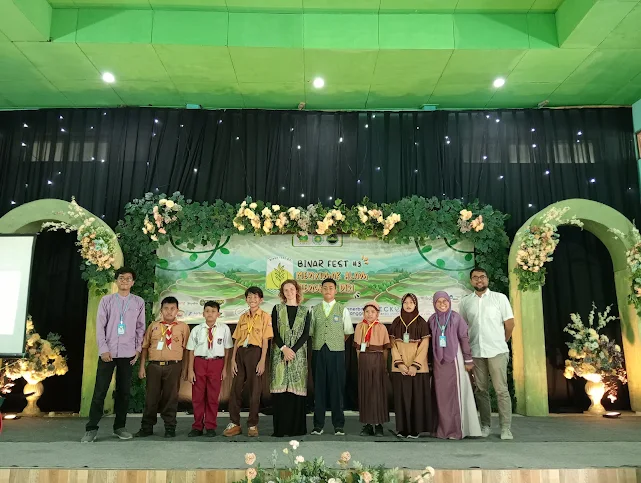 Sky Raih Juara 1 Olimpiade Bahasa Inggris dan Spelling Bee 2025