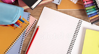 Dik23: Cadernos e lápis