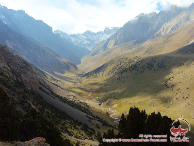 Viaje a los picos Sabakh y Aksú