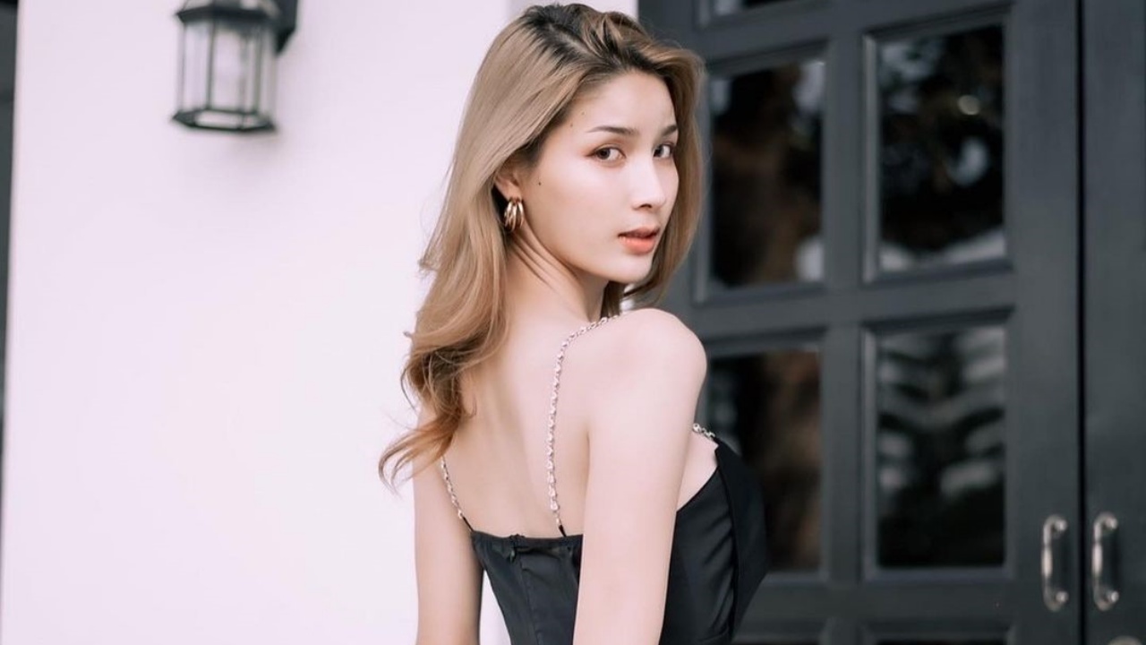 Tan Apasara – Most Beautiful Thailand Transgender female Fashion Models