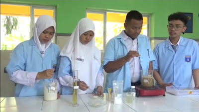 Ciptakan Pasta Gigi dari Limbah Cangkang Udang, 4 pelajar SMA di Sidoarjo Menang Lomba Sains Olimpiade World Young Invention and Innovation Award 2023