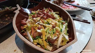 Revisit Food Notes|Songshan, Taipei|Dong Bei Zhen Bu Tong Restaurant|Sauerkraut white meat pot