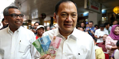 Kenapa Uang Baru Lambat Tersebar Seluruh Indonesia