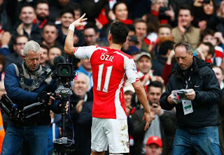 Agen Bola - Mesut Ozil Senang Dengan Dukungan Fans Arsenal