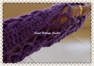 fingerless gloves