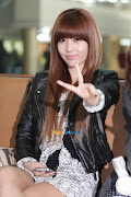 Qri's airport fashion. (qri airport fashion victory)