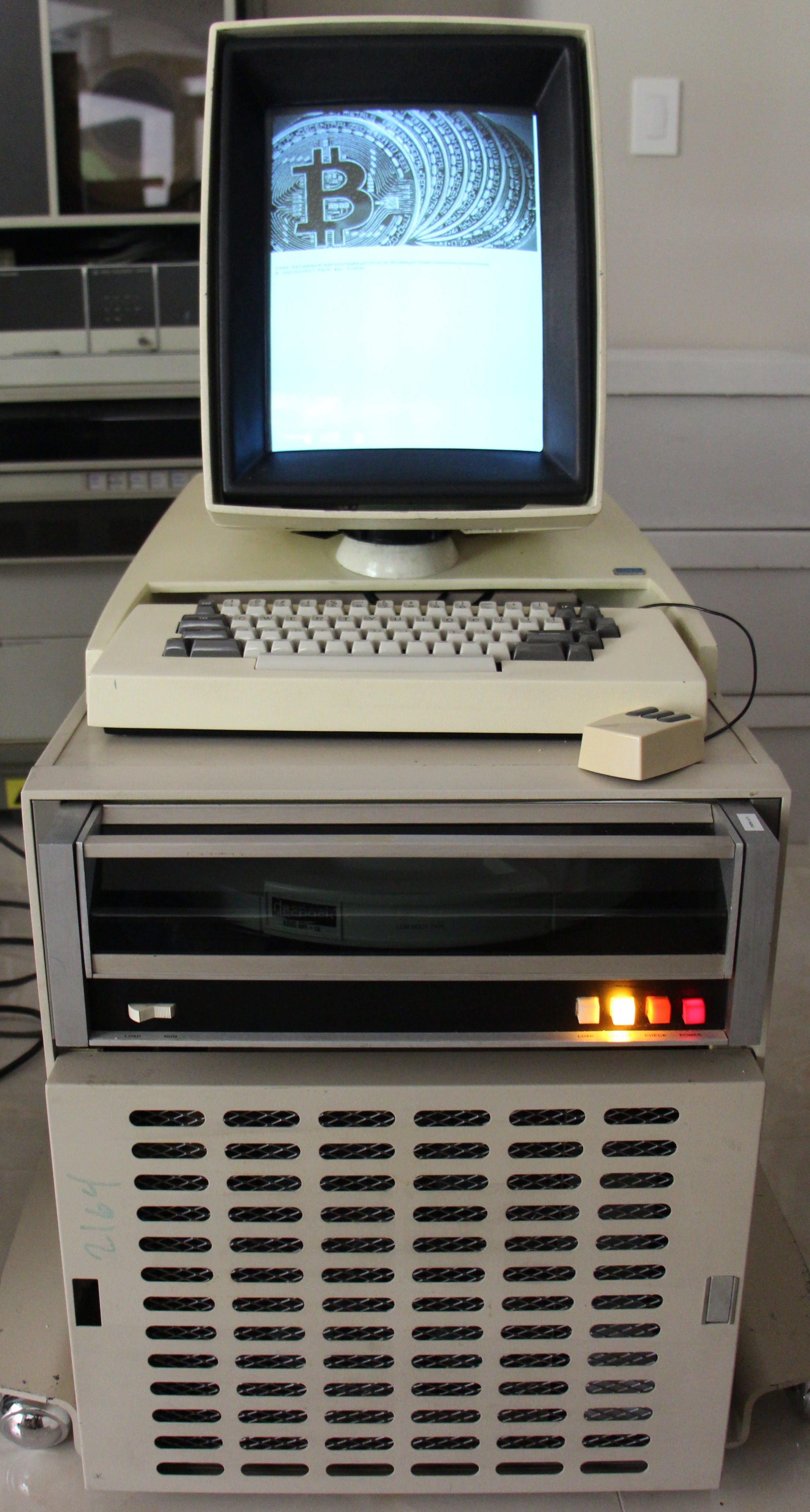 Bitcoin Mining On A Vintage Xerox Alto Very Slow At 1 5 Hashes Second - 