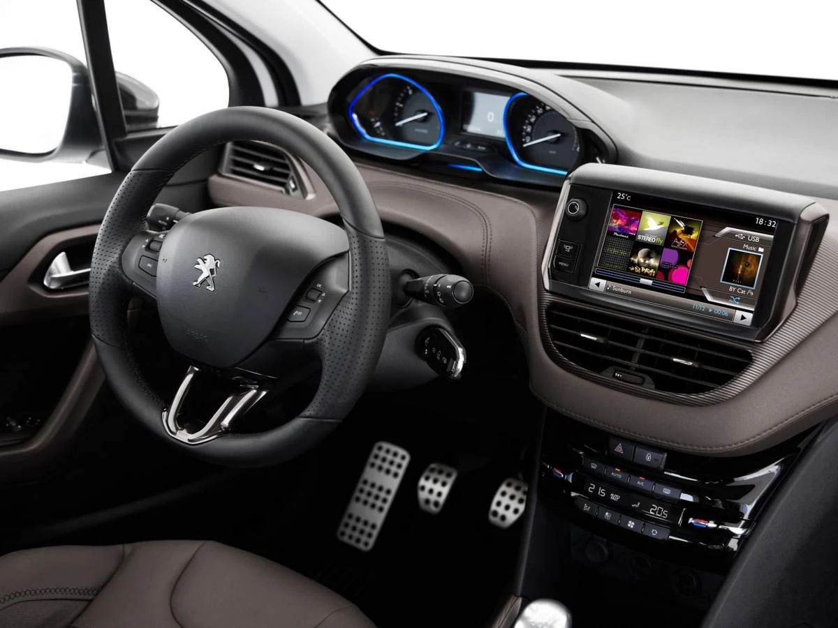 Novo Peugeot 2008 - interior
