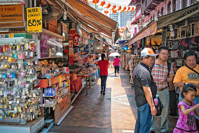 attraction and place to go in chinatown singapore