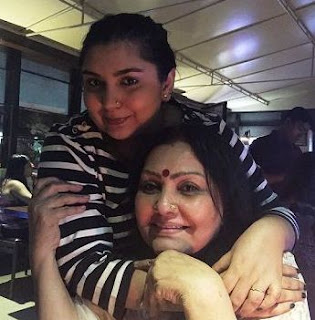 Vidya Sinha Family Husband Son Daughter Father Mother Marriage Photos Biography Profile.