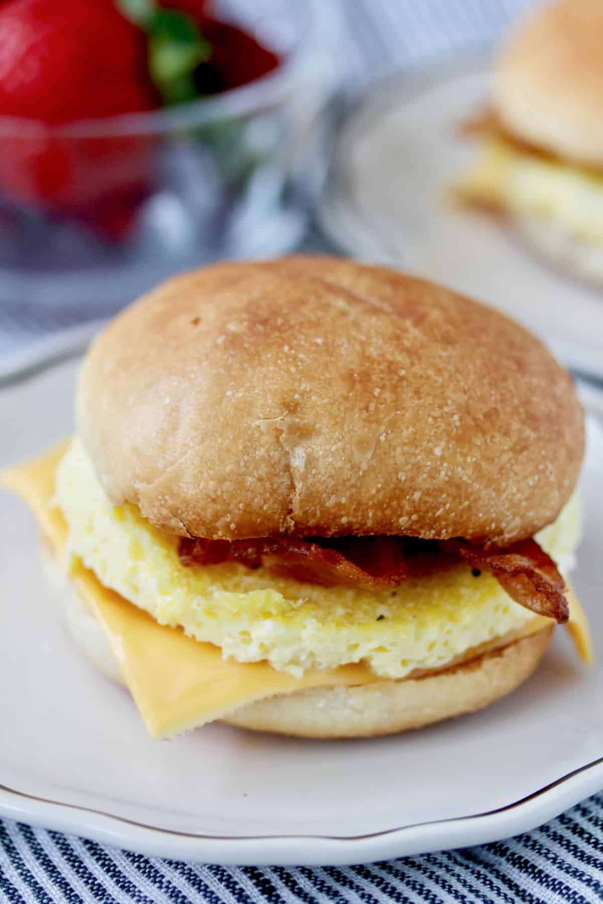 Whoopie Pie Pan Breakfast Sandwich Egg Hack