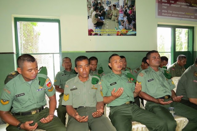 DO'A BERSAMA DALAM RANGKA HUT 48 KOREM 074 WRT