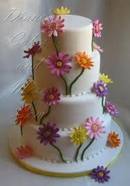 wedding cakes gerbera daisies