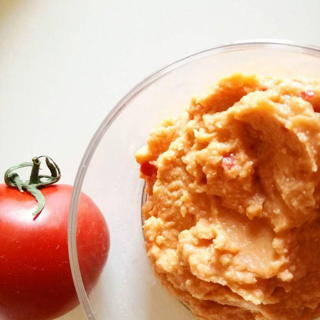 hummus di ceci al pomodoro