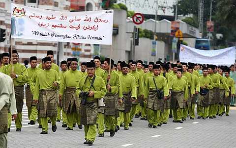 Ingin kurus dan cantik: Apa itu Maulidur Rasul?