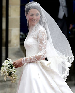 Rochia de mireasa a lui Kate Middleton