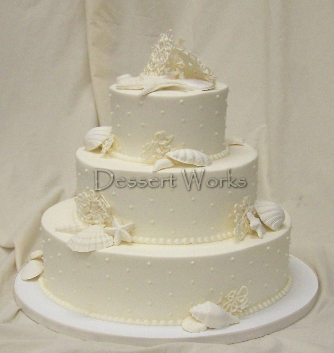 beach themed wedding cakes