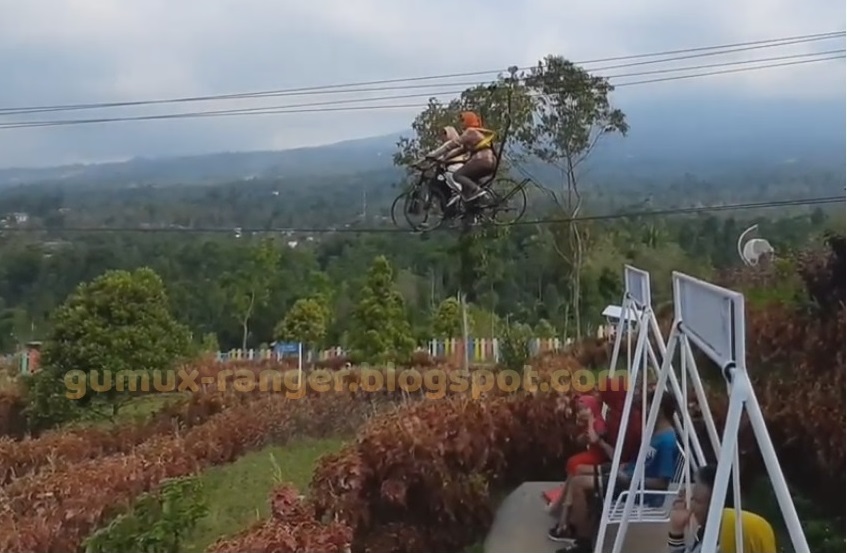 Sepeda Gantung Bukit Tangkeban