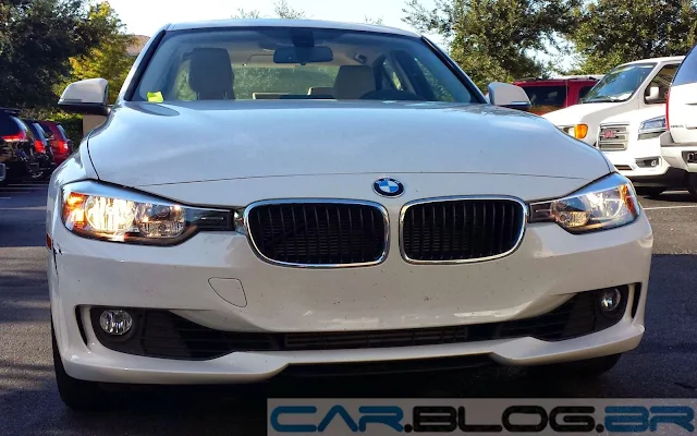 BMW 328i 2014 - Branca interior bege