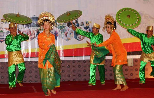 Tari Payung Asal Sumatera Barat Sejarah, Gerakan, Video, dan