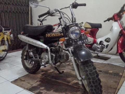 Dijual Motor  Antik Honda MONKEY  1978 JAWA TENGAH LAPAK 