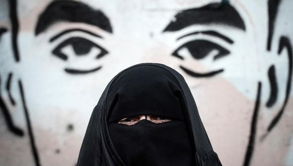 berdalih-keamanan-tunisia-larang-niqab