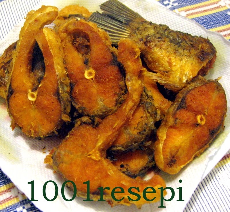 Koleksi 1001 Resepi: ayam masak kuning