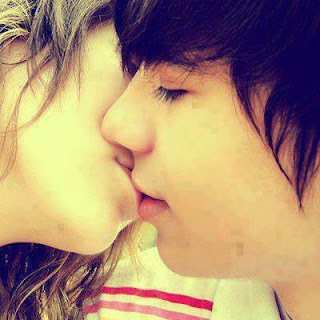 Couple warm kiss DP For Facebook