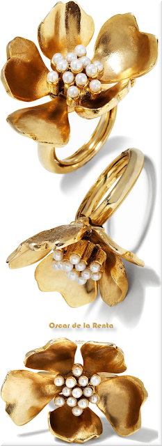 ♦Oscar de la Renta tropical flower pearl ring #oscardelarenta #jewelry #brilliantluxury